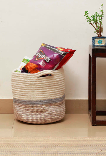 Fluff White Cotton Jute Basket